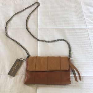 🔸Leather Crossbody Bag by Foley & Corinna